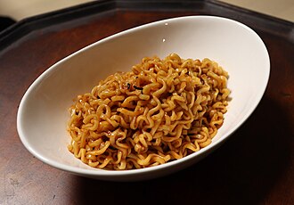 buldak bokkeummyeon (불닭볶음면)